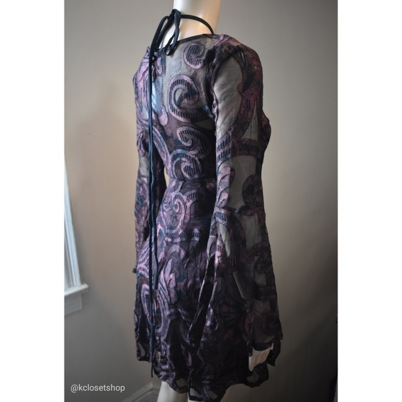 🔵SOLD - NWT | Maroon Bell-Sleeve Skater Dress (S) - Picture 6 of 8